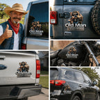 🚗 «Funny Old Man Edition»-bilmerke — krommetallmerke, perfekt gave til farsdag og bursdag til pappa, bestefar, ektemann samt eiere av pickuper og SUV-er
