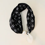 🧣 Halskjede med skjerf og magnetlås med perler: Elegant 2-i-1-skjerf med mønster! ✨