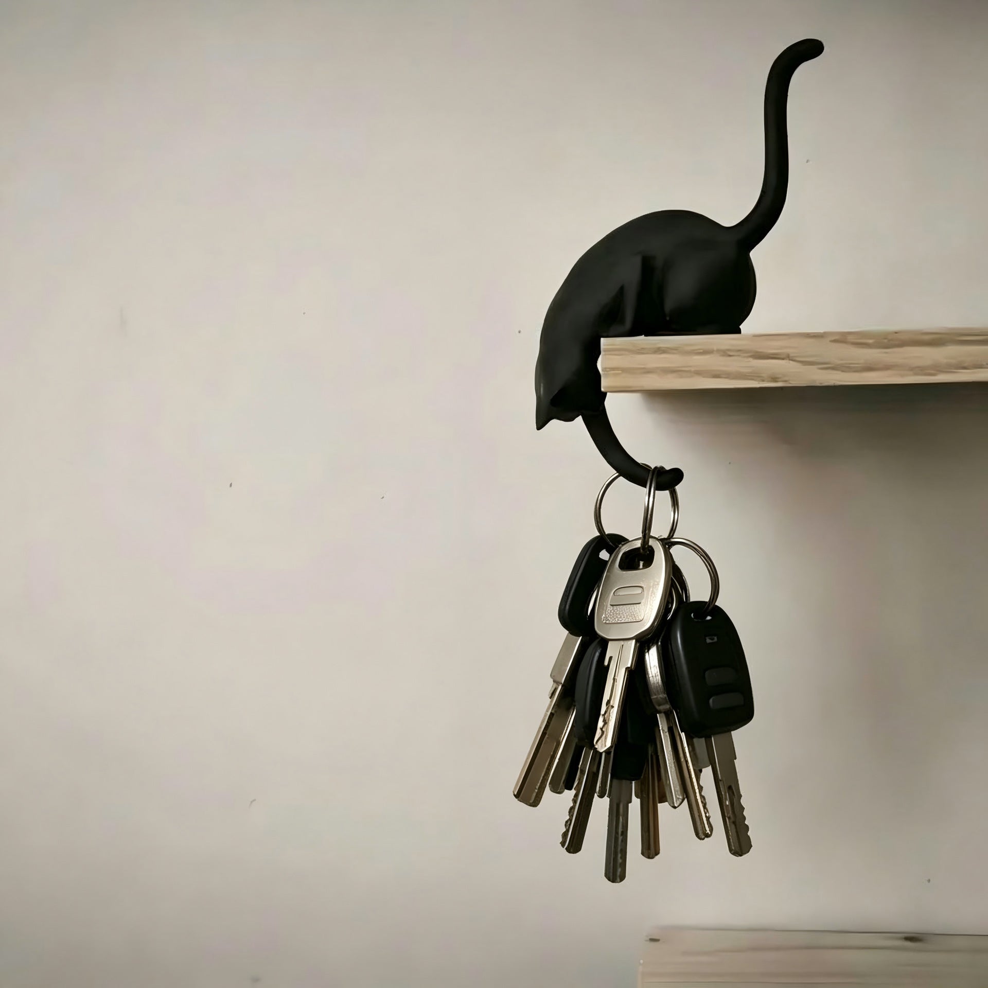 🐈‍⬛ Søt hylledekorasjon med kattekrok